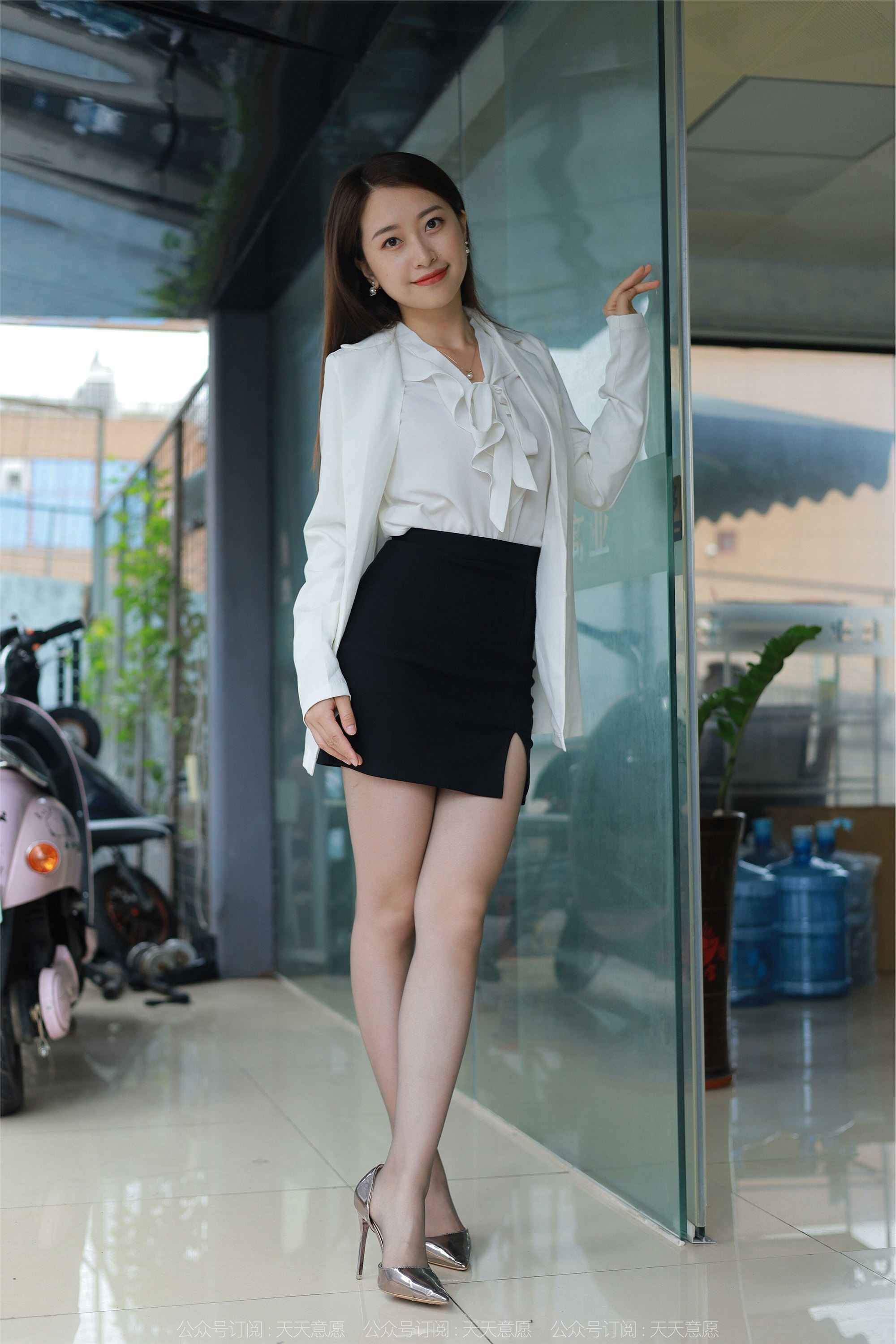 IESS异思趣向 2022.06.11 丝享家 1114：小婕《冷艳嘿丝》